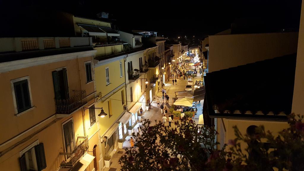 Hotel Centrale Olbia Kültér fotó