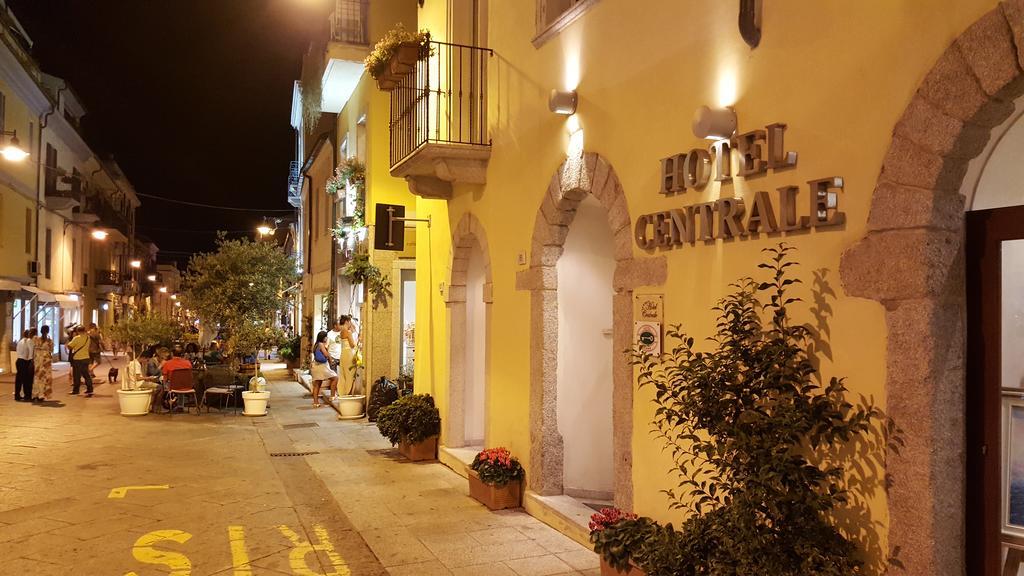 Hotel Centrale Olbia Kültér fotó